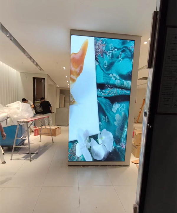 柳北商场门店转角LED显示屏